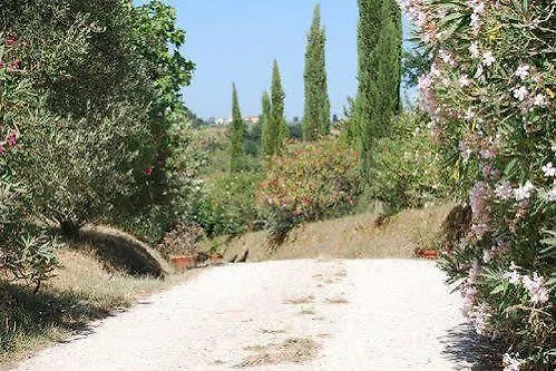 Farm stay Tenuta Il Pino Capannoli
